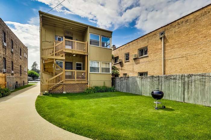 1029 N Harlem Avenue 2 Property Photo 15