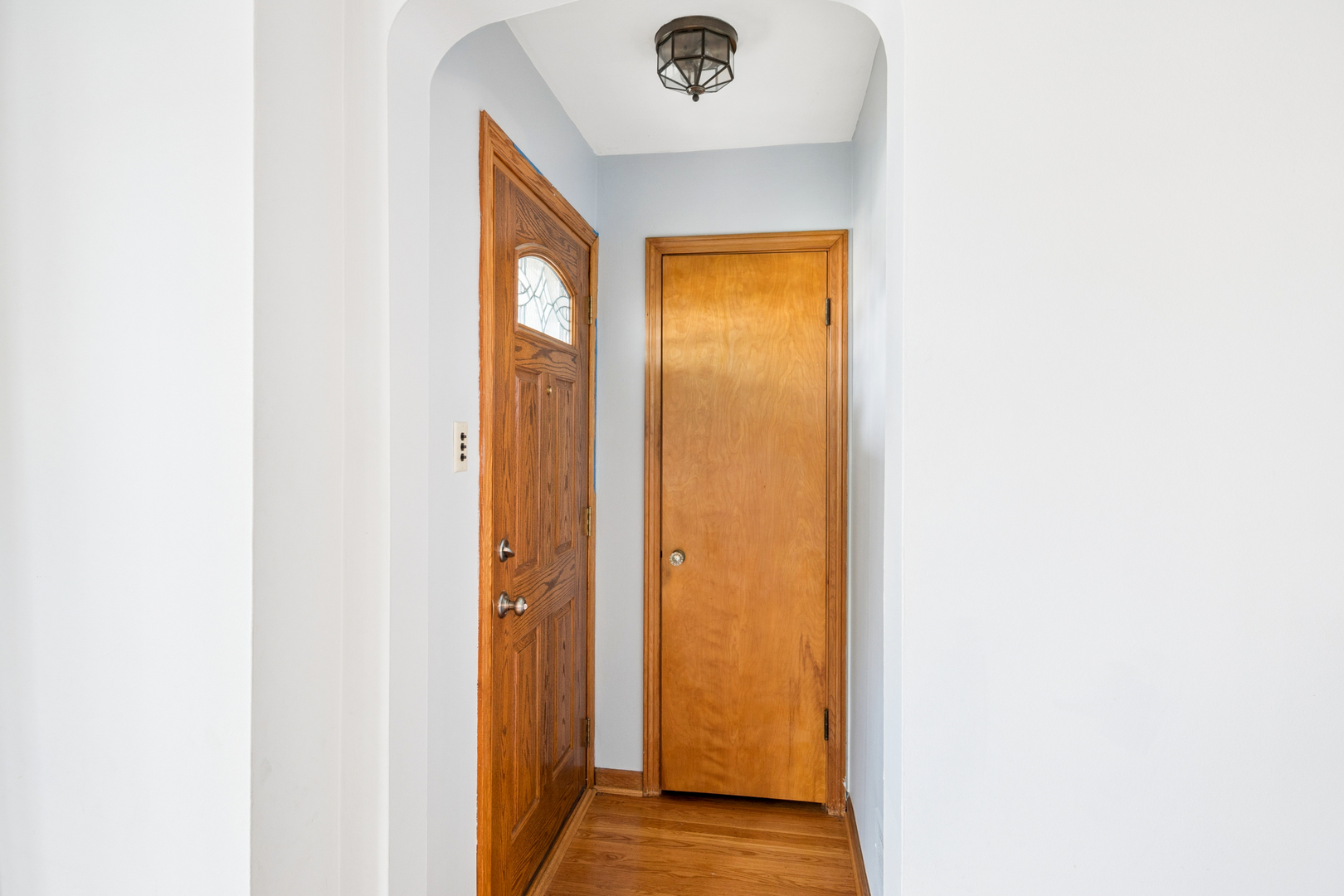 4838 W 97th Place Property Photo 3