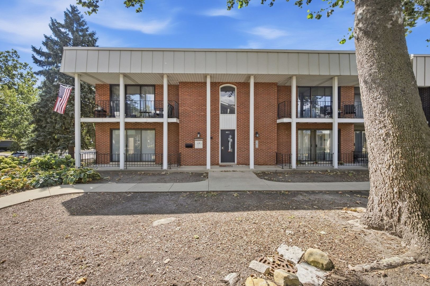 9812 S Karlov Avenue 4d Property Photo 1