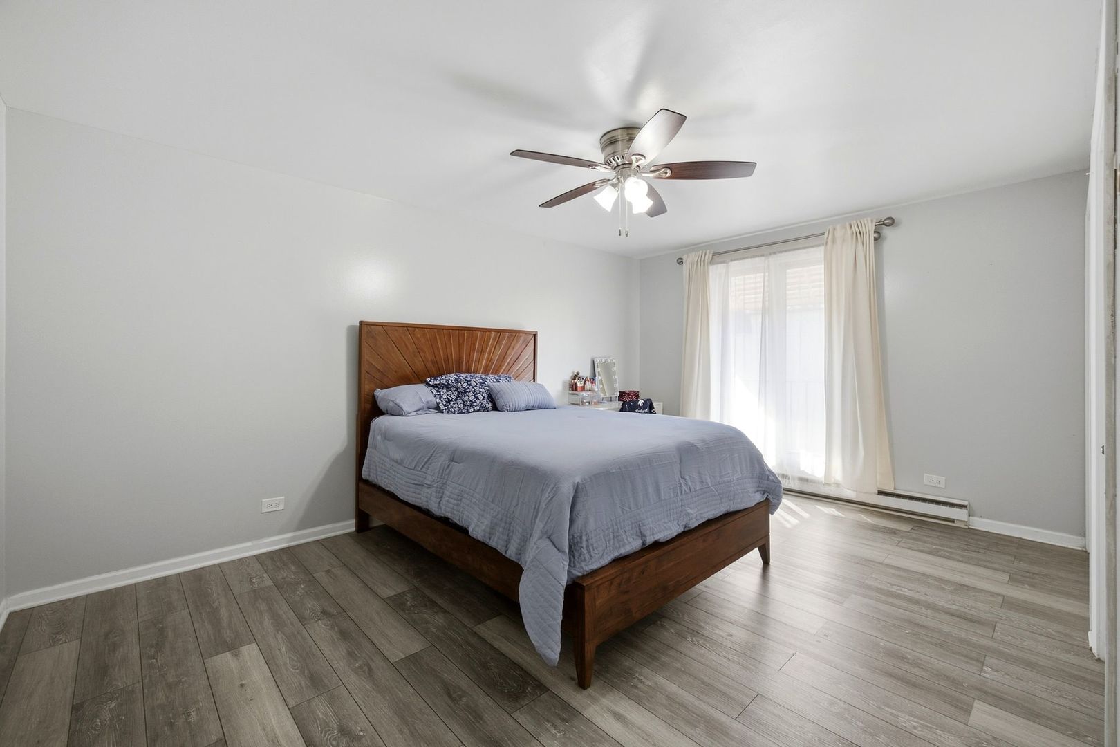 9812 S Karlov Avenue 4d Property Photo 13