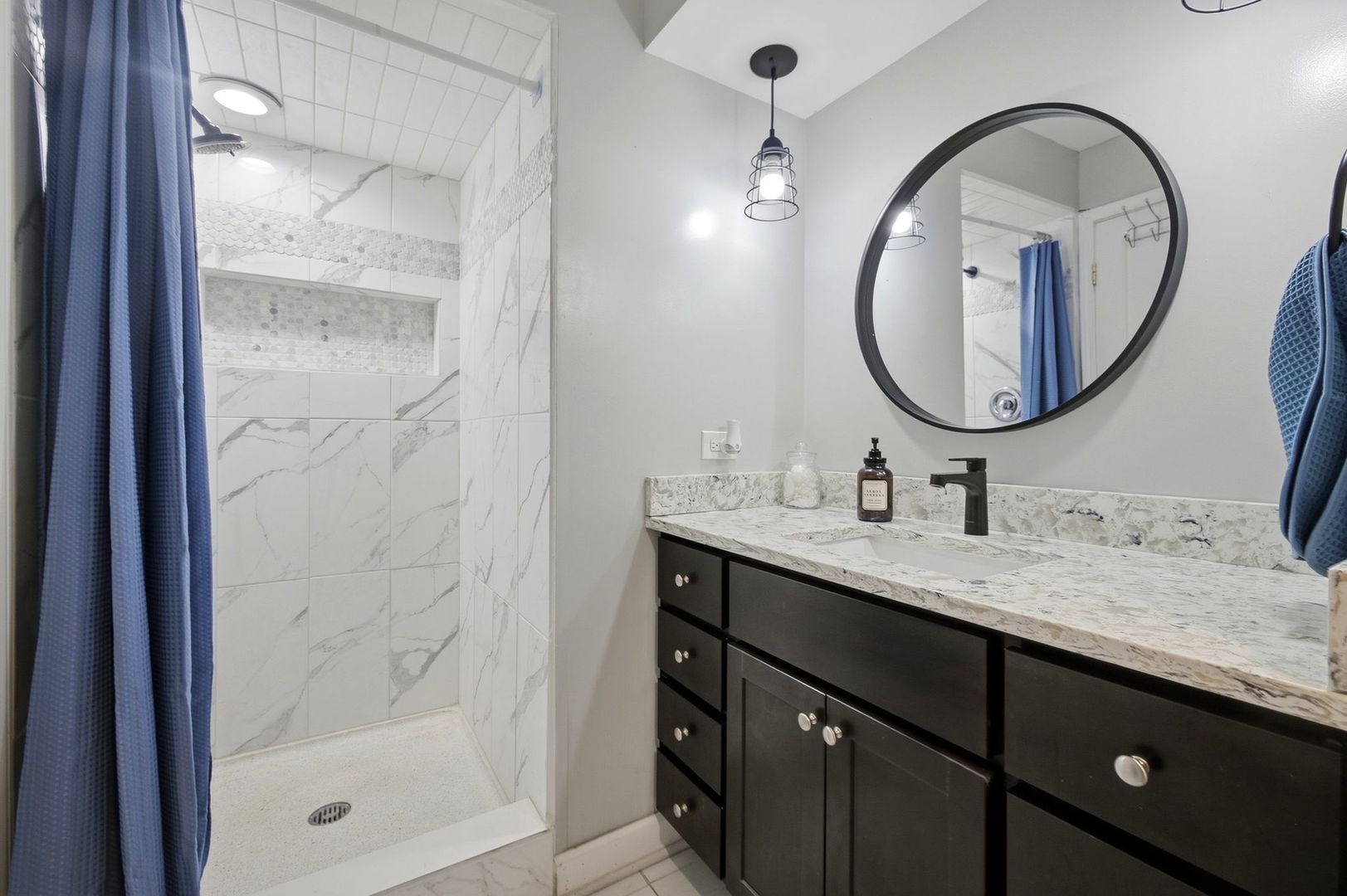 9812 S Karlov Avenue 4d Property Photo 16