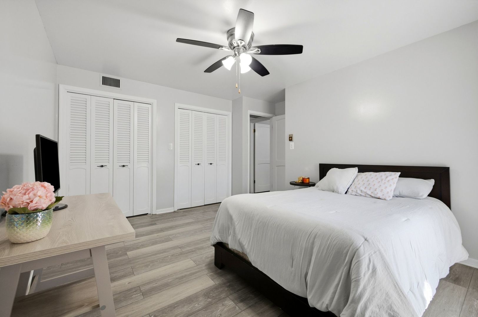 9812 S Karlov Avenue 4d Property Photo 17