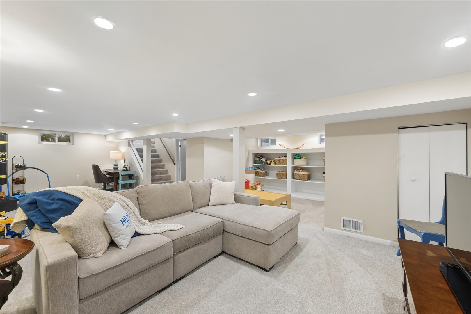 127 Hiawatha Drive Property Photo 16