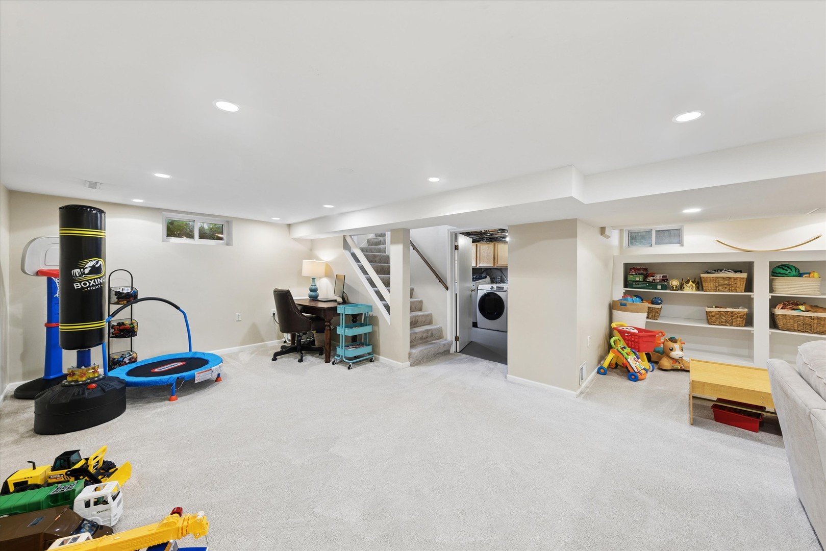 127 Hiawatha Drive Property Photo 17