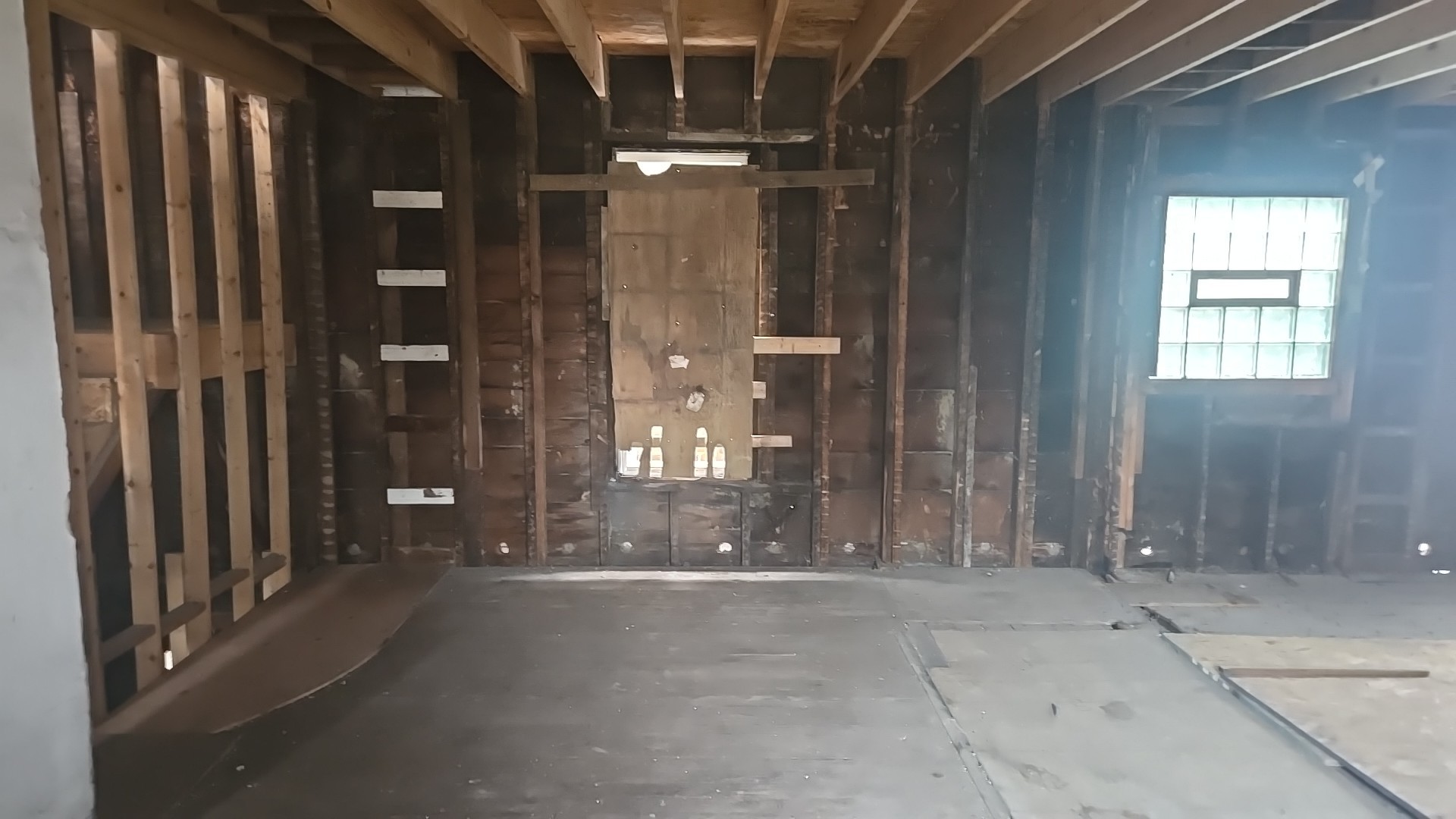 738 W 103rd Street Property Photo 9