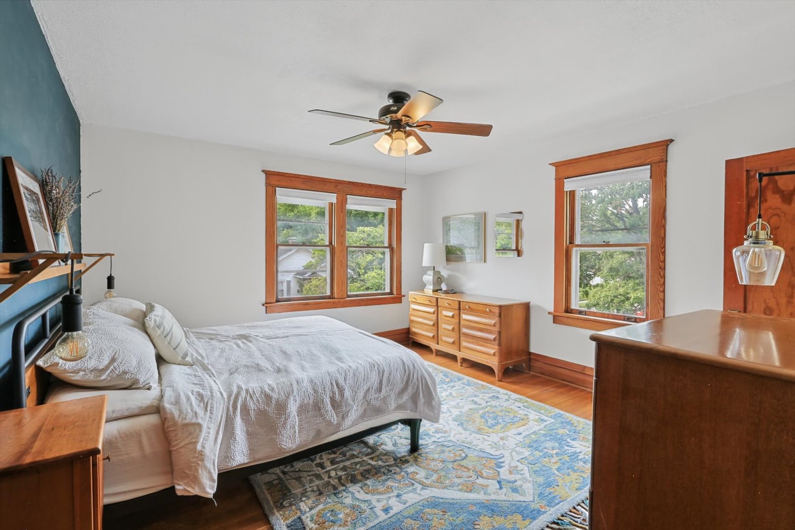 1104 W Washington Street Property Photo 6