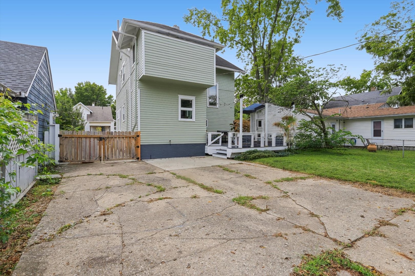 1104 W Washington Street Property Photo 35