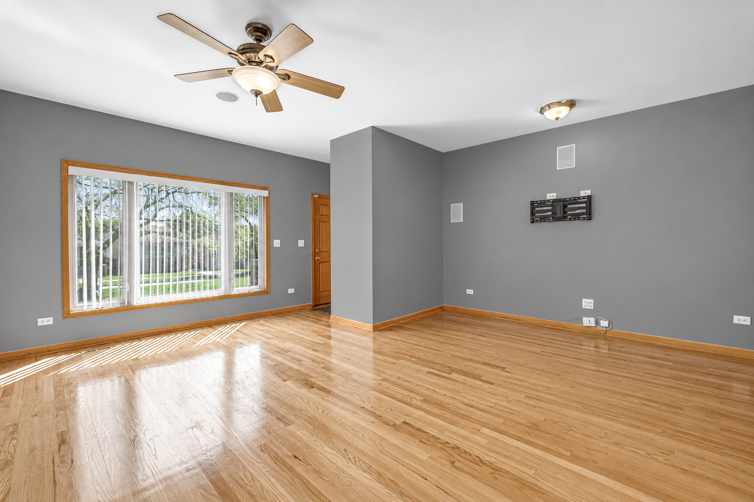 12758635 Property Photo 2