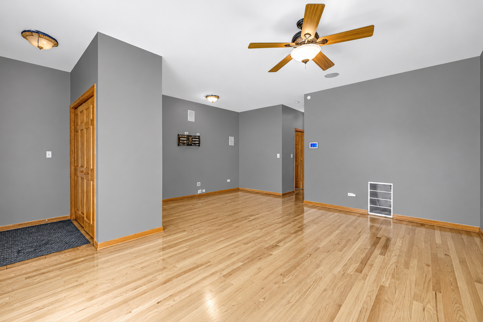 12758635 Property Photo 3