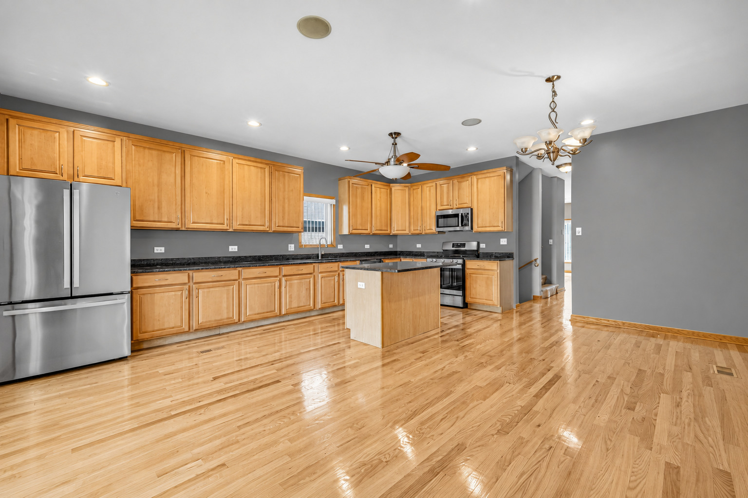12758635 Property Photo 7