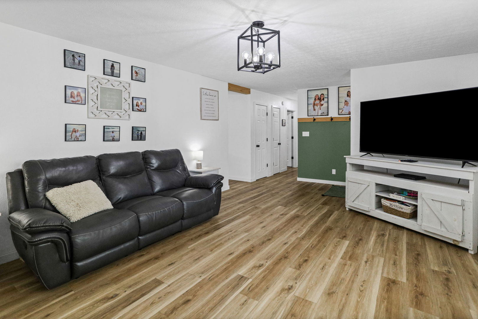 742 N Reel Avenue Property Photo 12