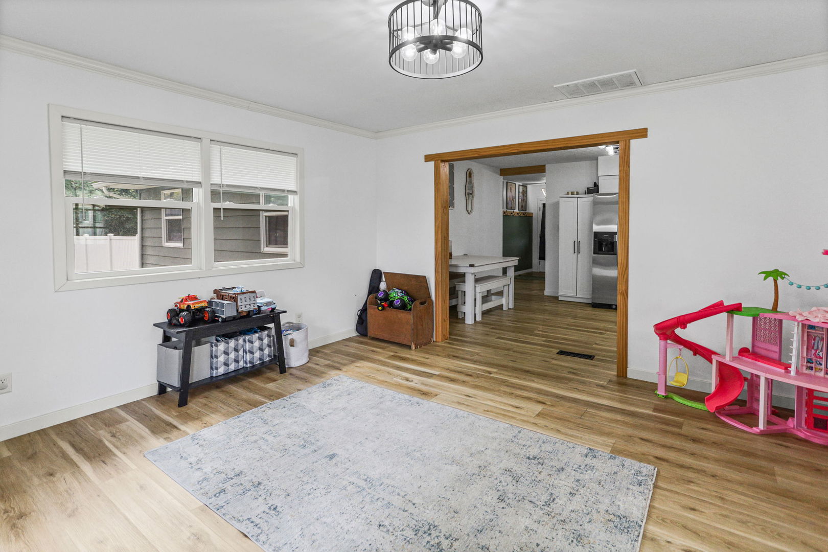 742 N Reel Avenue Property Photo 18