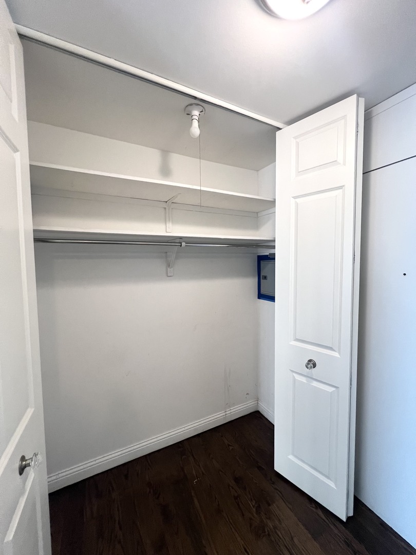 2800 N Lake Shore Drive 1003 Property Photo 4