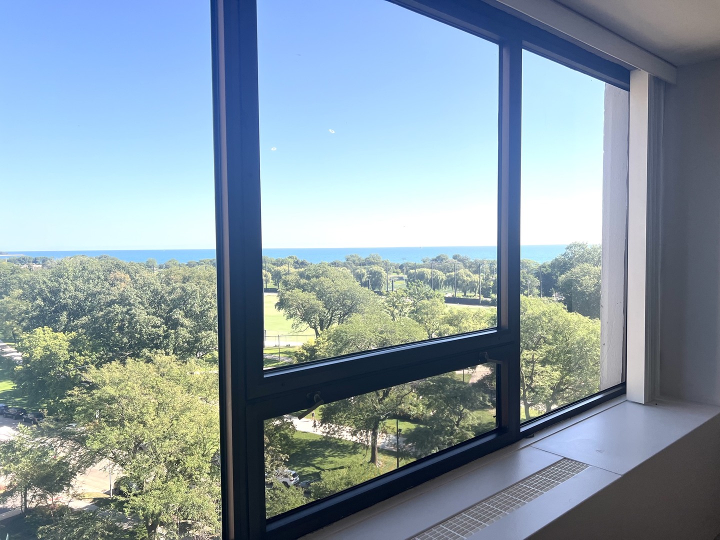 2800 N Lake Shore Drive 1003 Property Photo 14