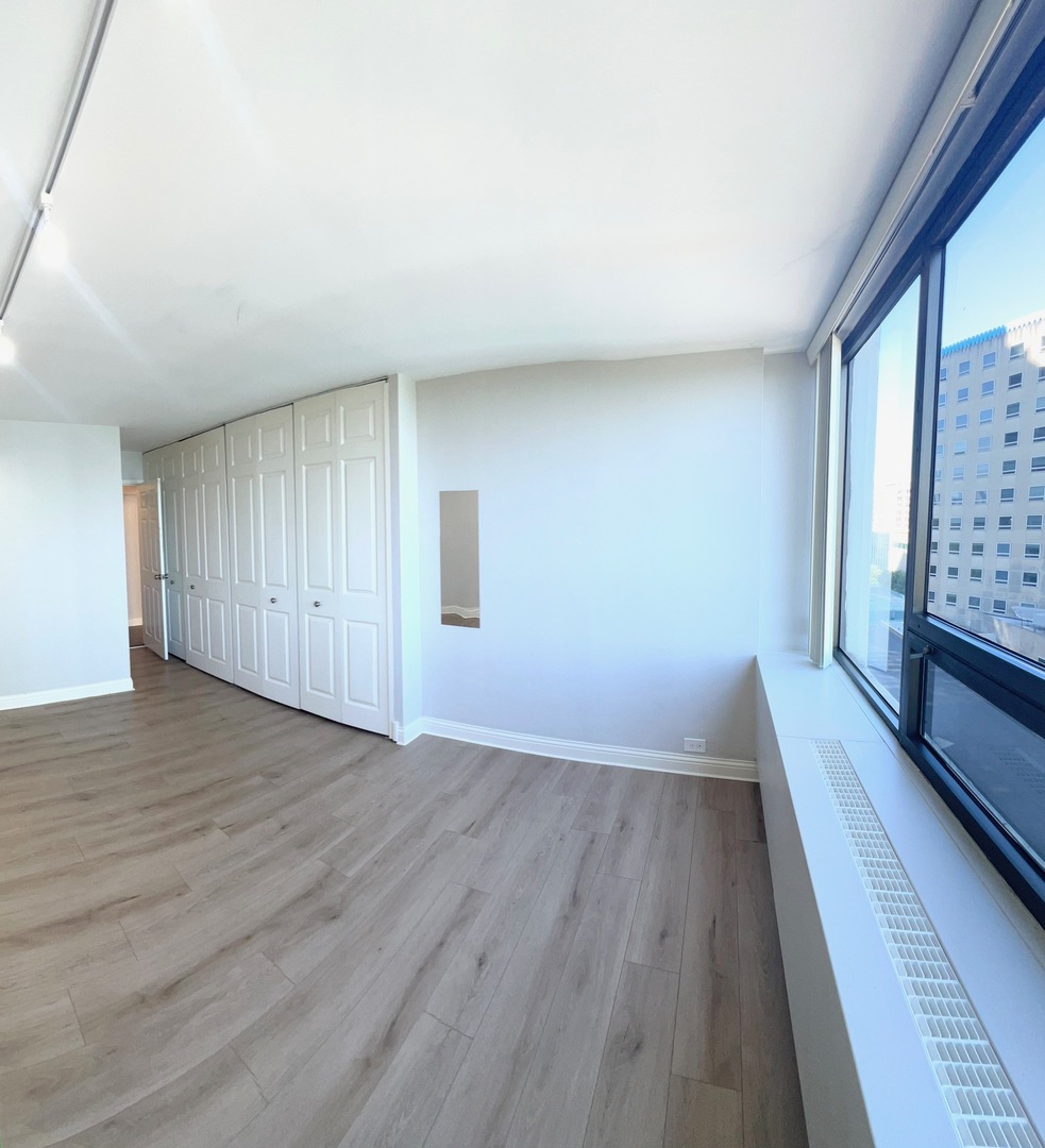 2800 N Lake Shore Drive 1003 Property Photo 16