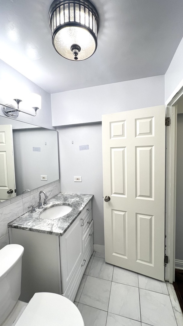 2800 N Lake Shore Drive 1003 Property Photo 20