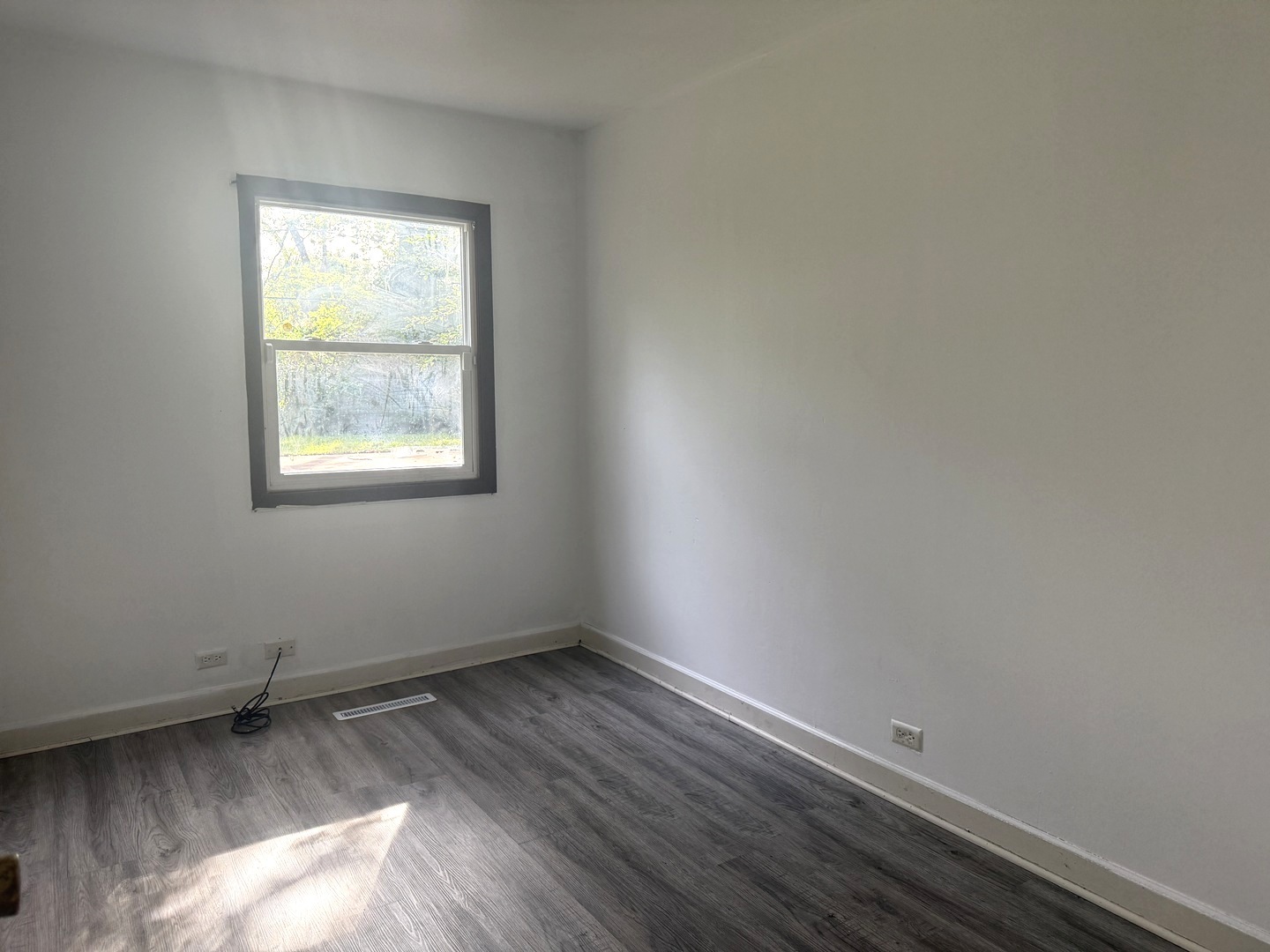 16775 Artesian Avenue Property Photo 5