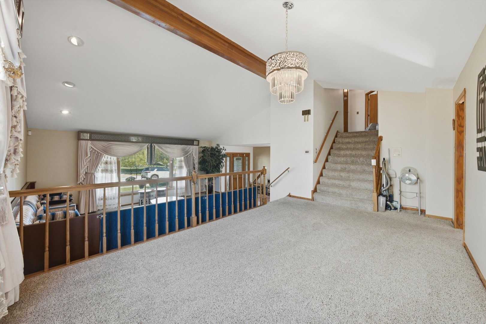 8524 Golfview Drive Property Photo 6
