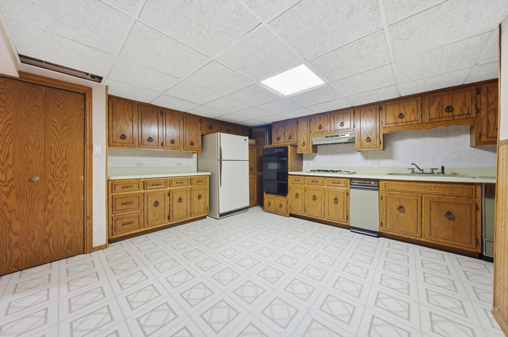 8524 Golfview Drive Property Photo 31