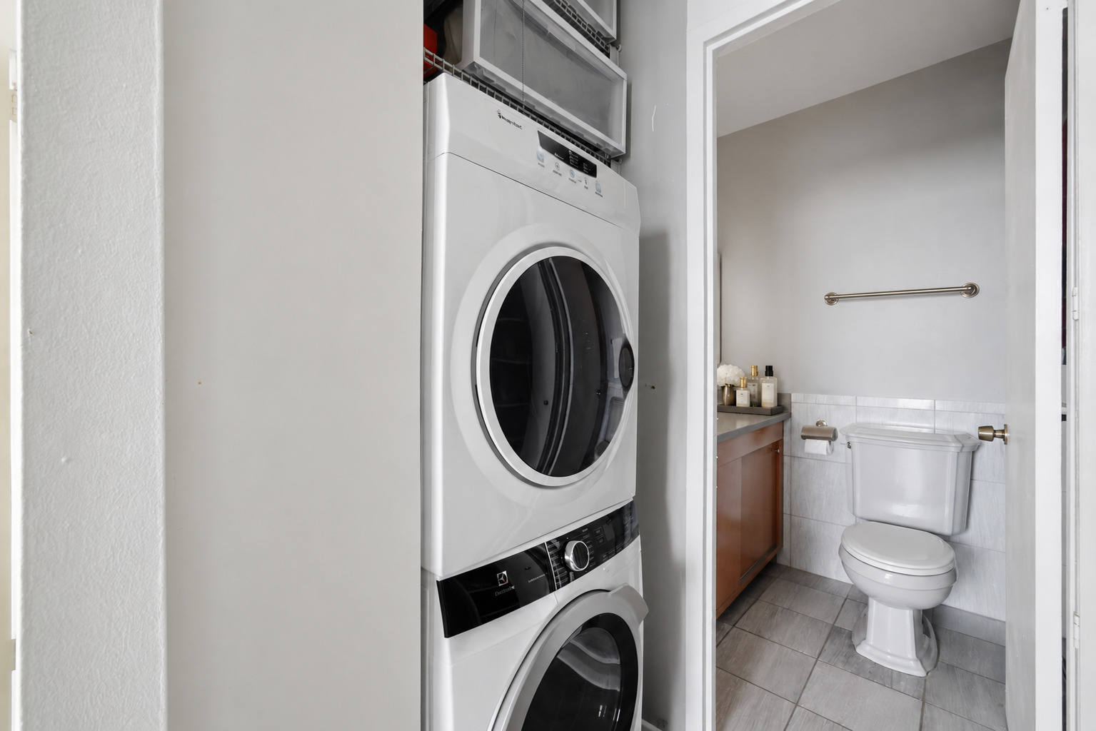 3200 N Lake Shore Drive 2102 Property Photo 16