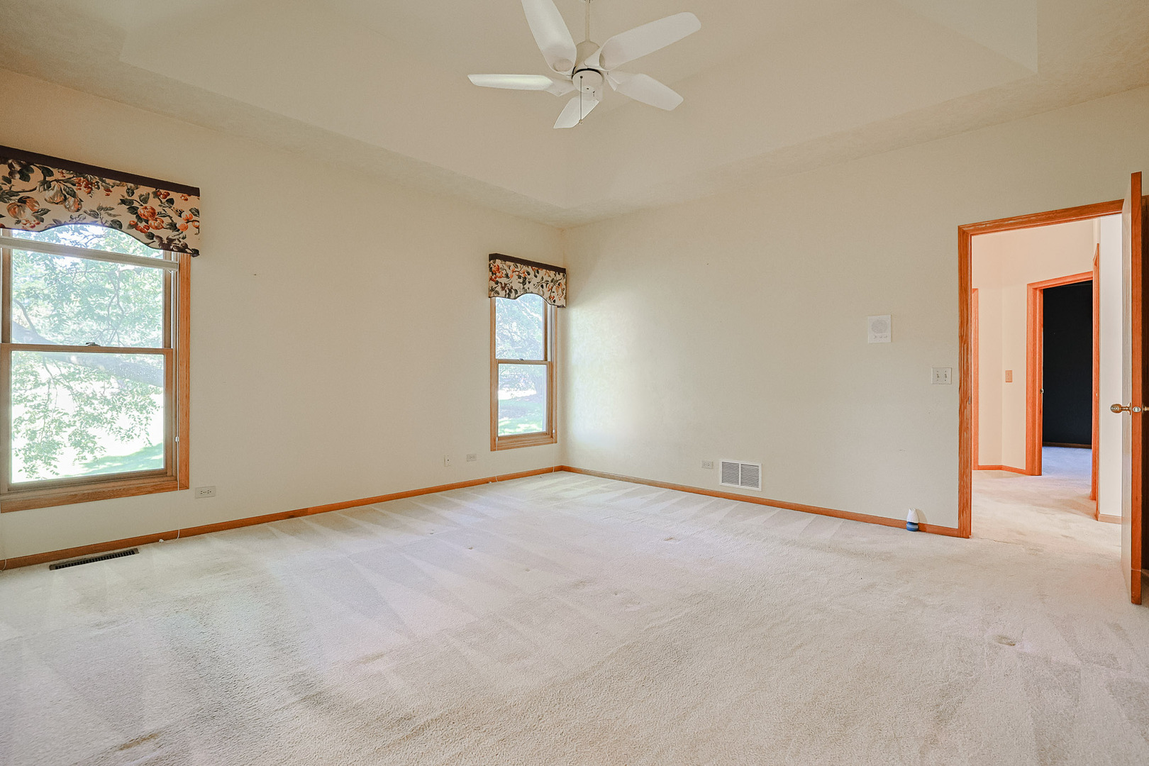 10802 Michigan Drive Property Photo 16