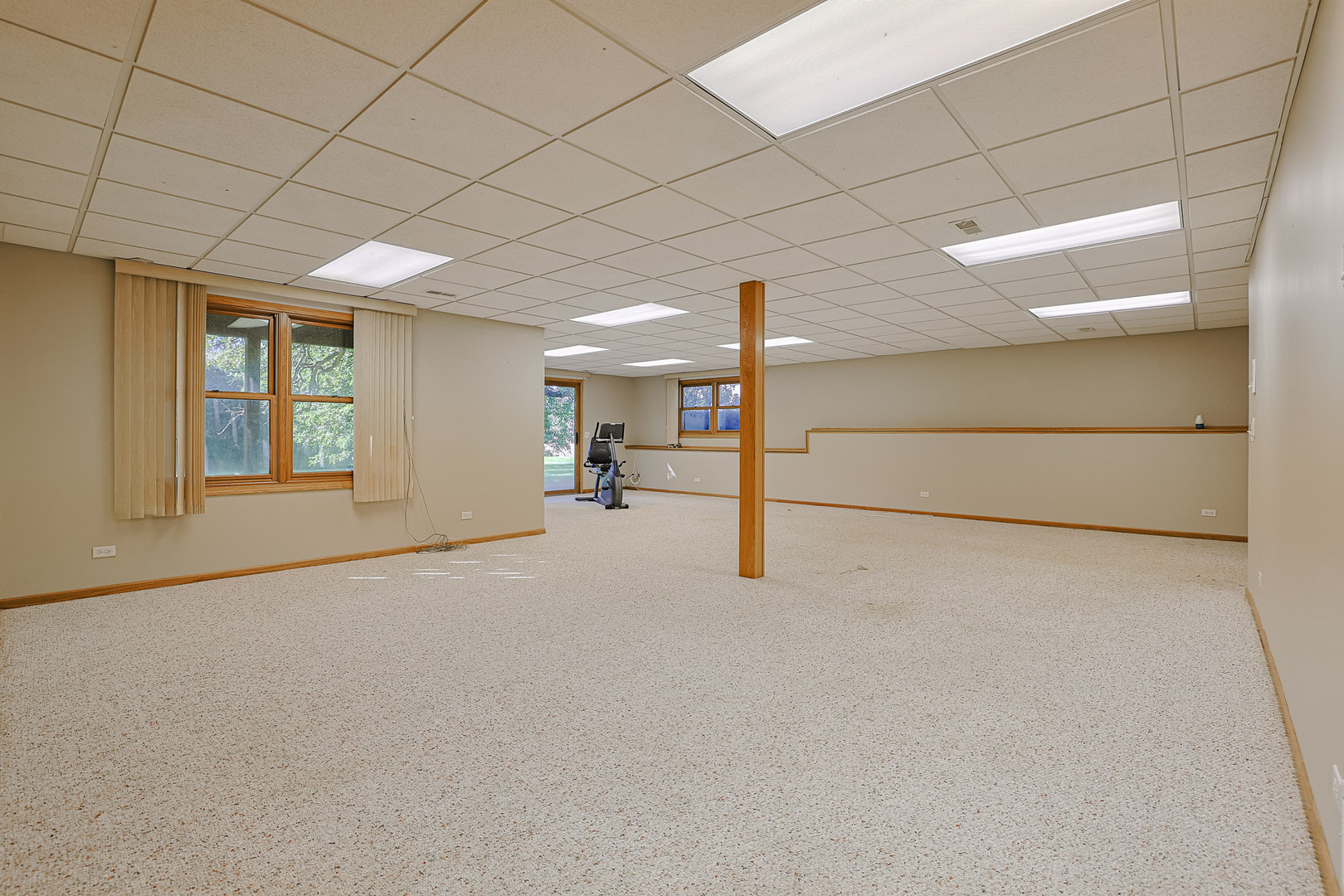 10802 Michigan Drive Property Photo 22