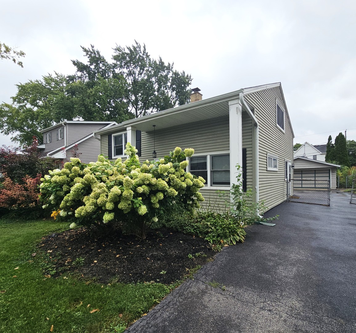 618 W Comstock Avenue Property Photo 2