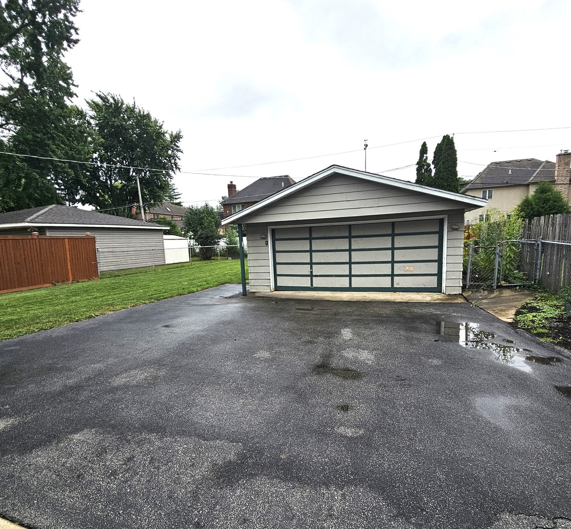 618 W Comstock Avenue Property Photo 7