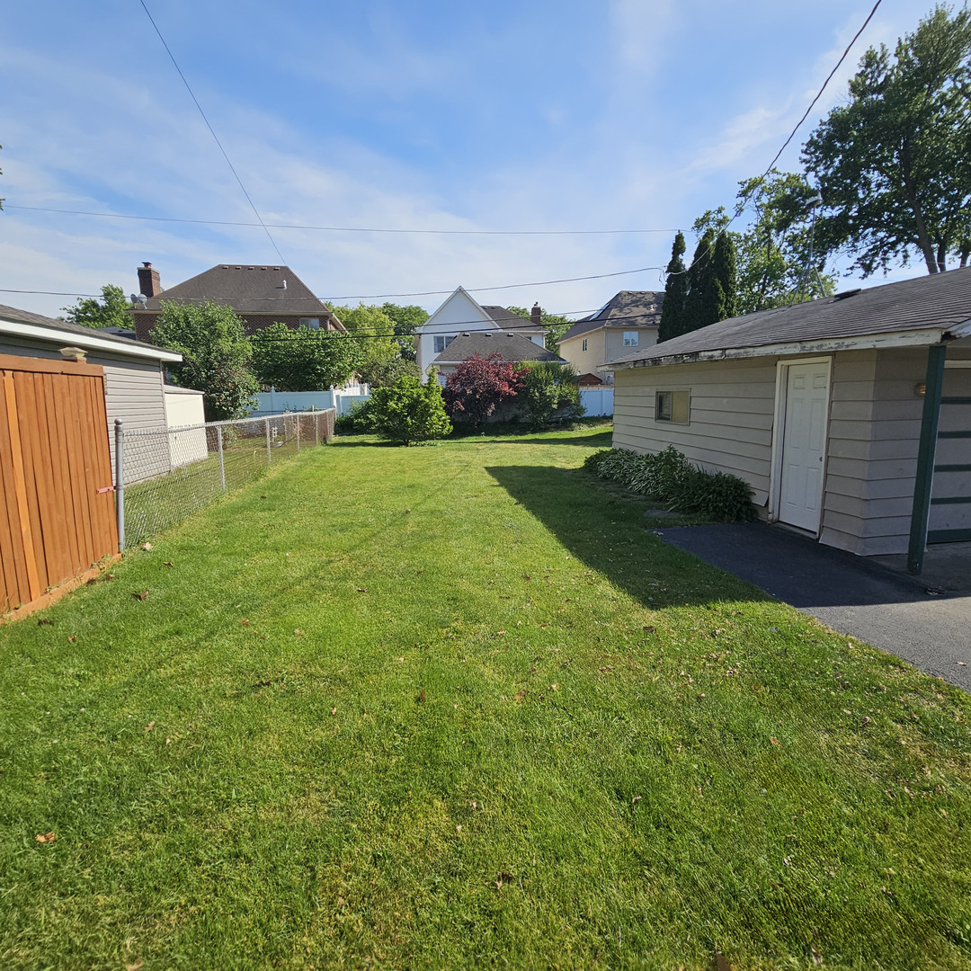 618 W Comstock Avenue Property Photo 9