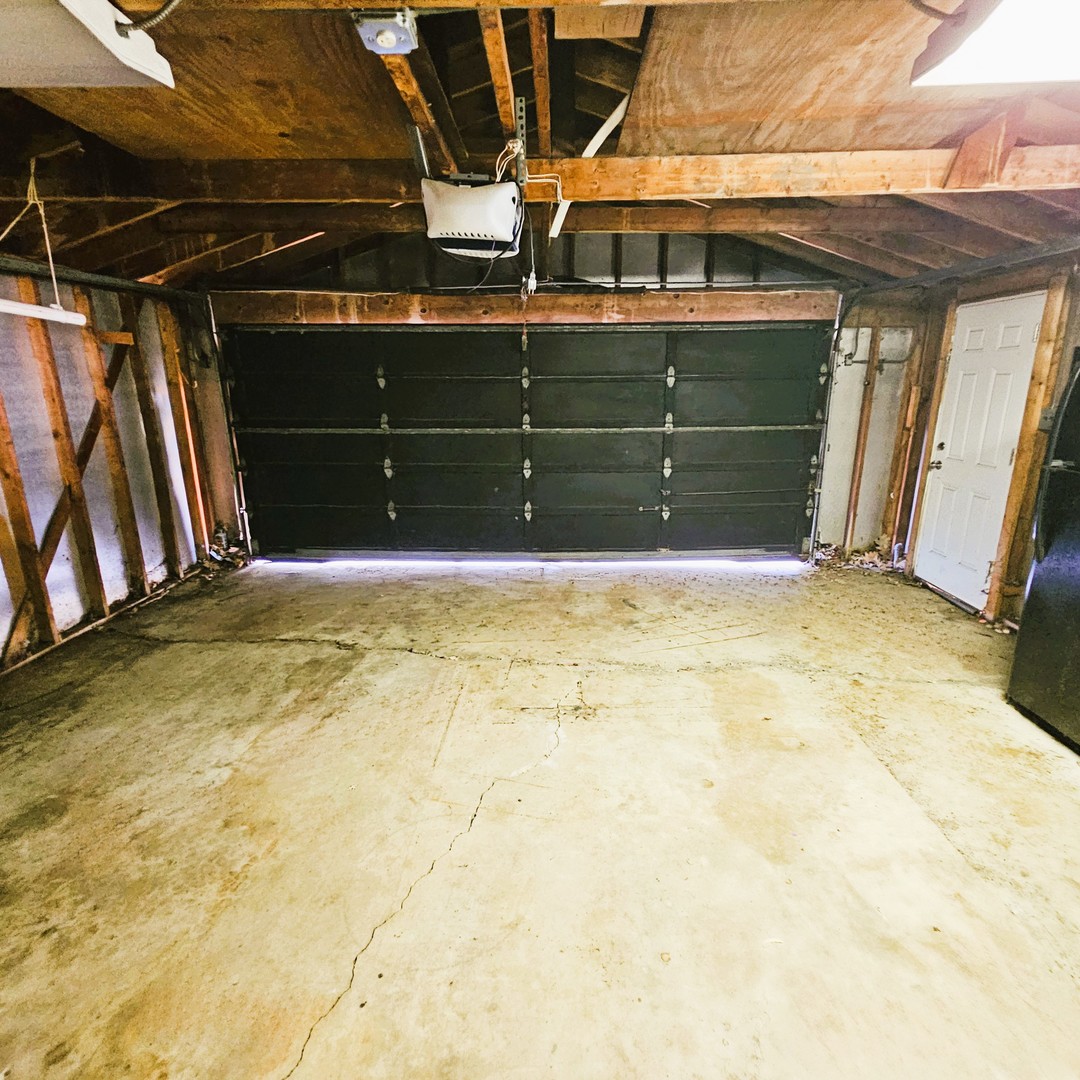 618 W Comstock Avenue Property Photo 10