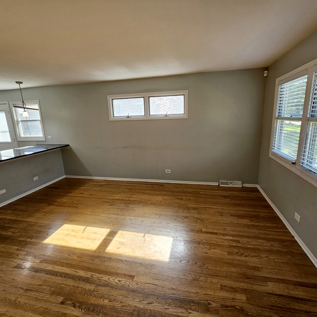 618 W Comstock Avenue Property Photo 12