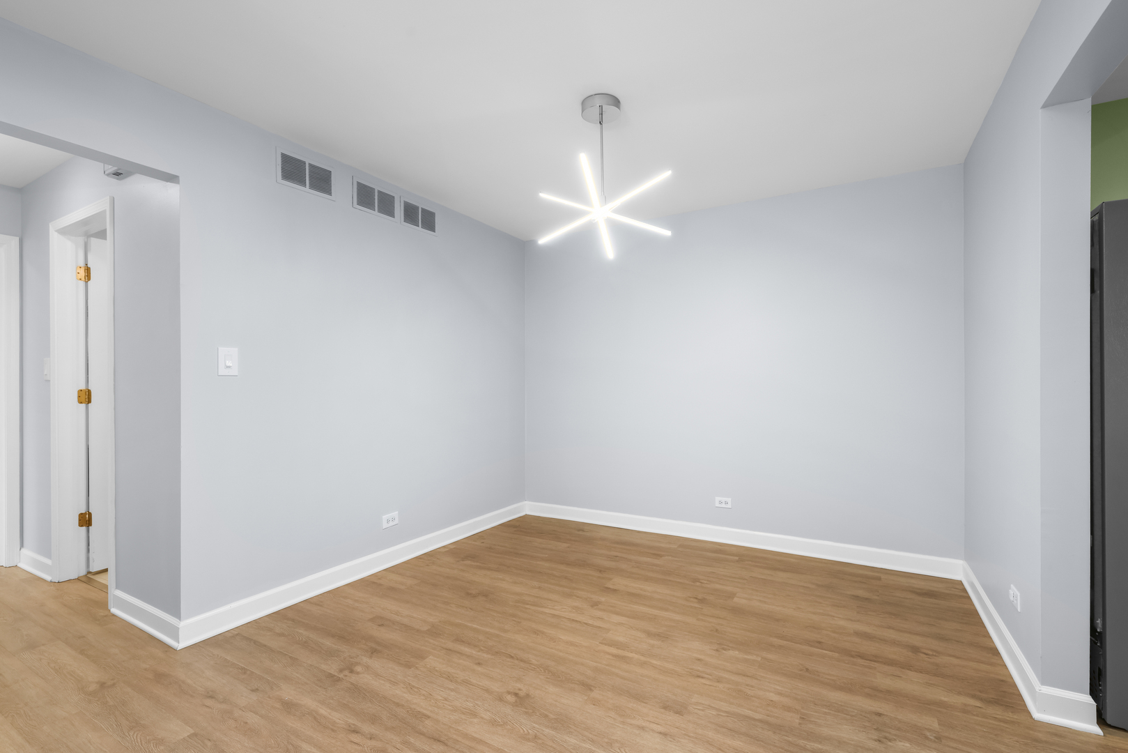 4 S Stonington Drive Property Photo 6