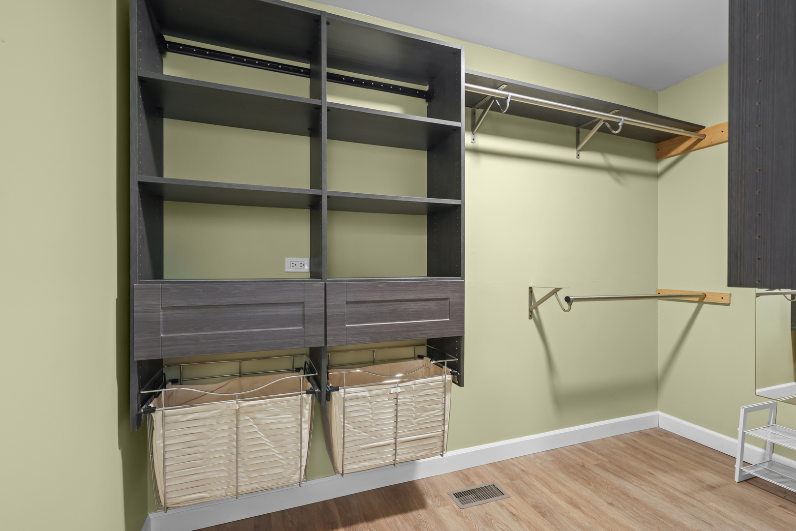 4 S Stonington Drive Property Photo 18