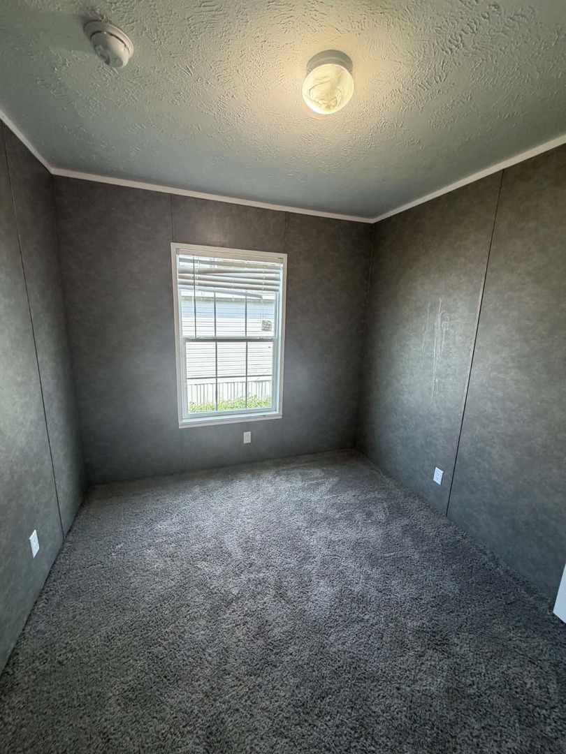 1018 13 Street Property Photo 5