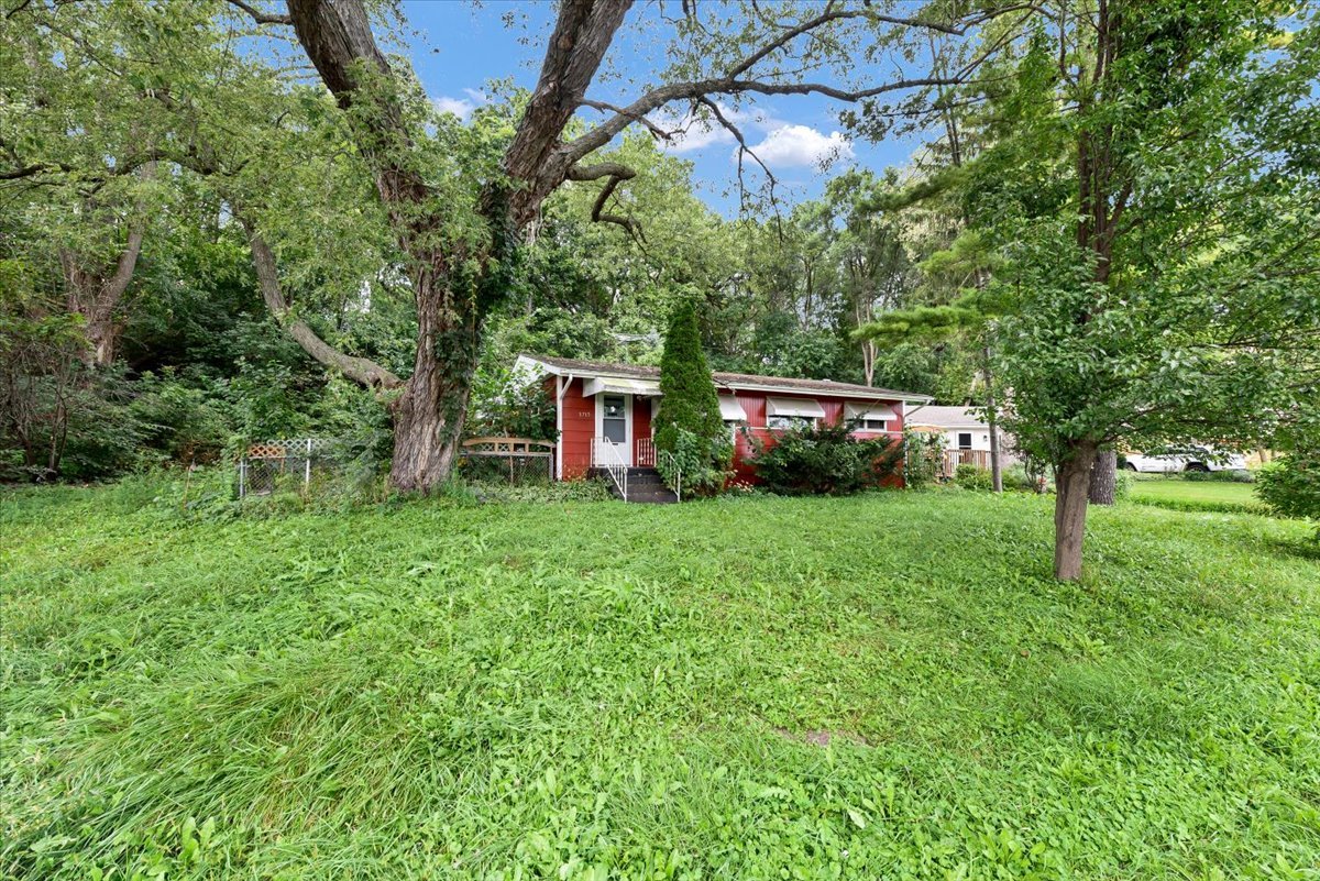 5715 Fox Lake Road Property Photo 2