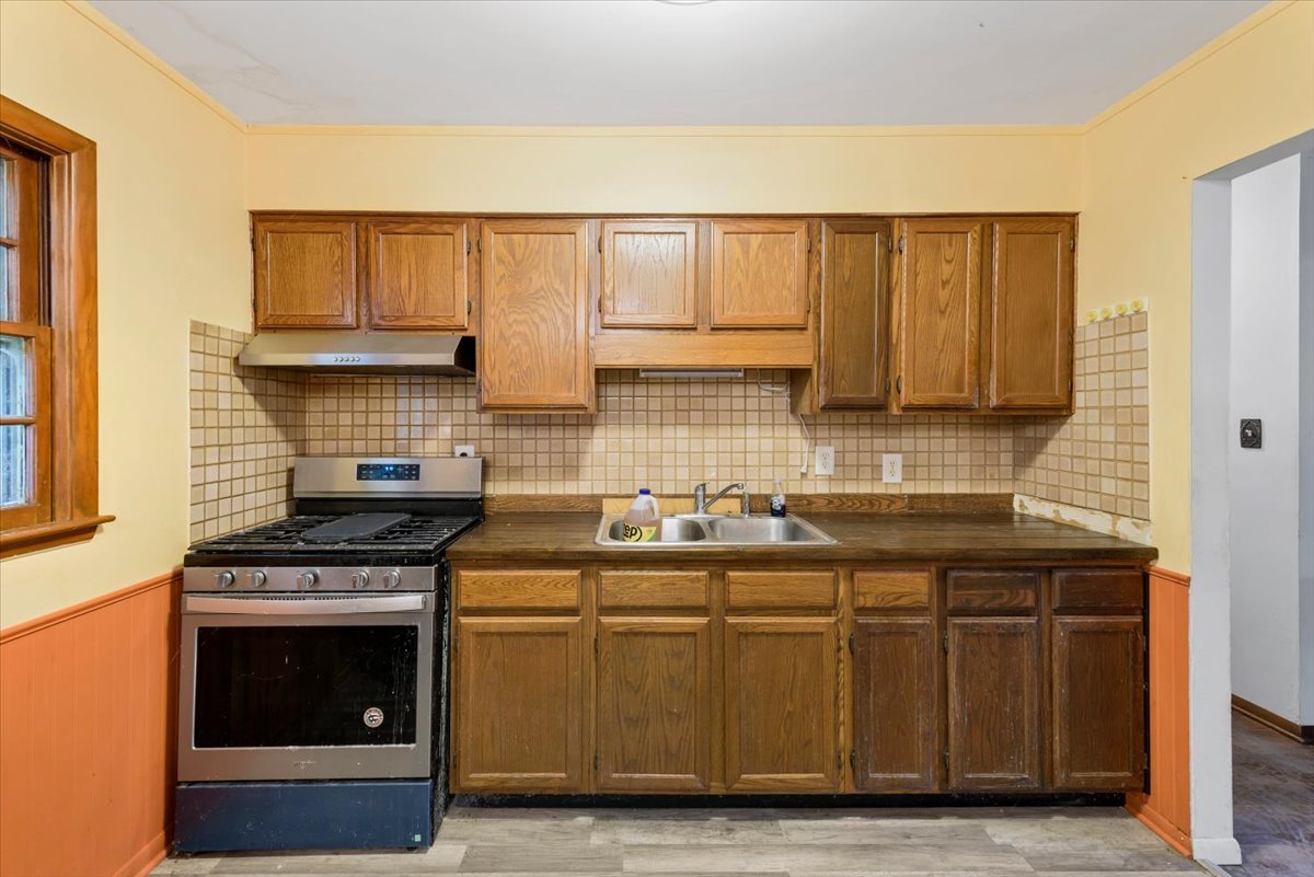 5715 Fox Lake Road Property Photo 5