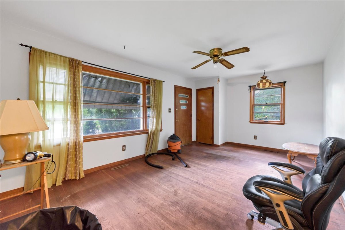 5715 Fox Lake Road Property Photo 7
