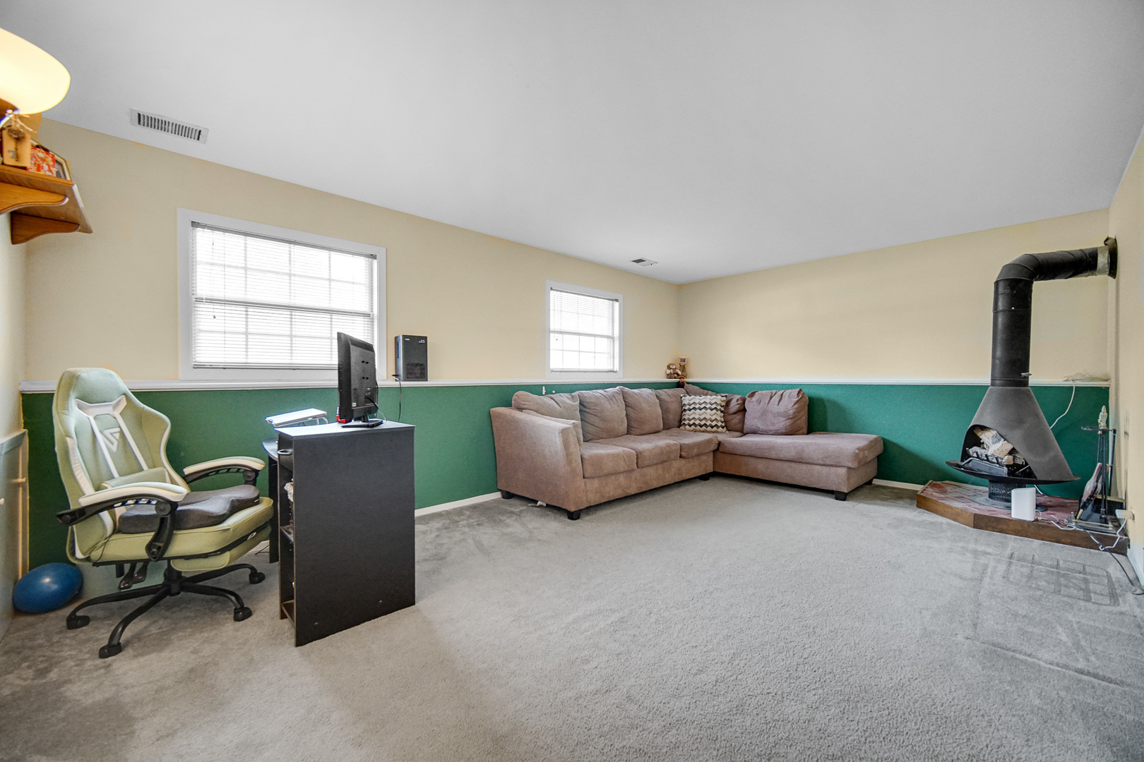 951 Surf Court Property Photo 16