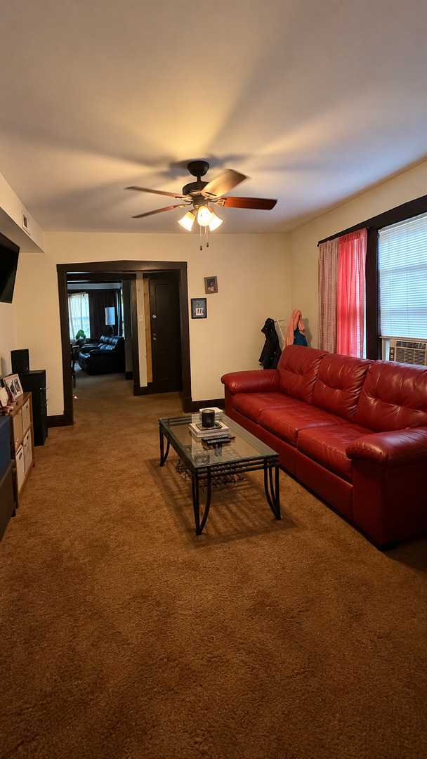 410 N Leclaire Avenue Property Photo 7