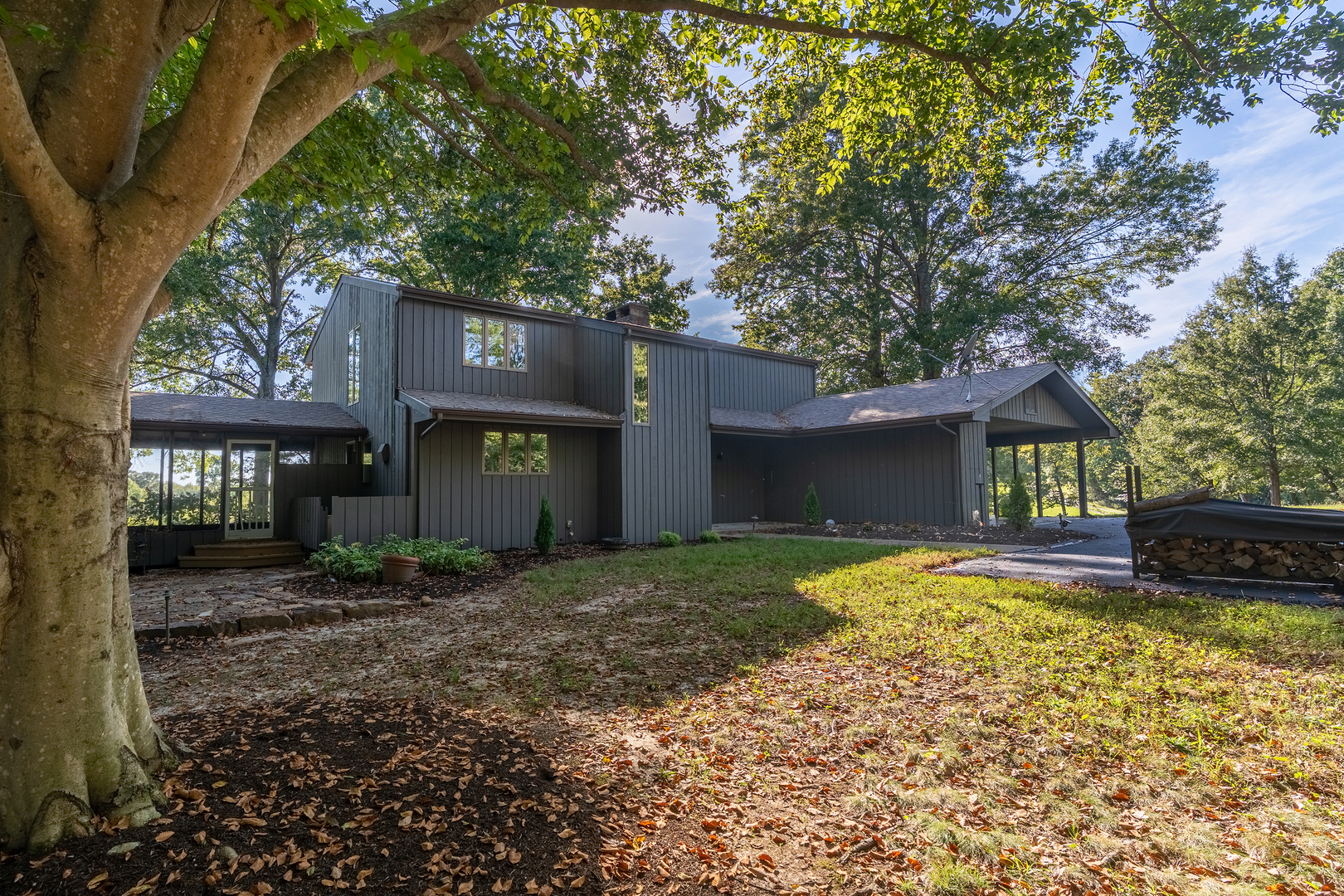 232 Potters Road Property Photo 3