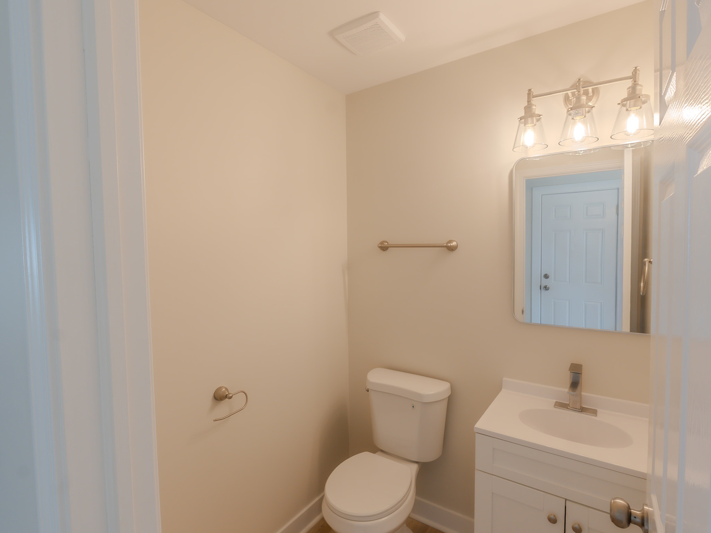411 Shamrock Lane Property Photo 7