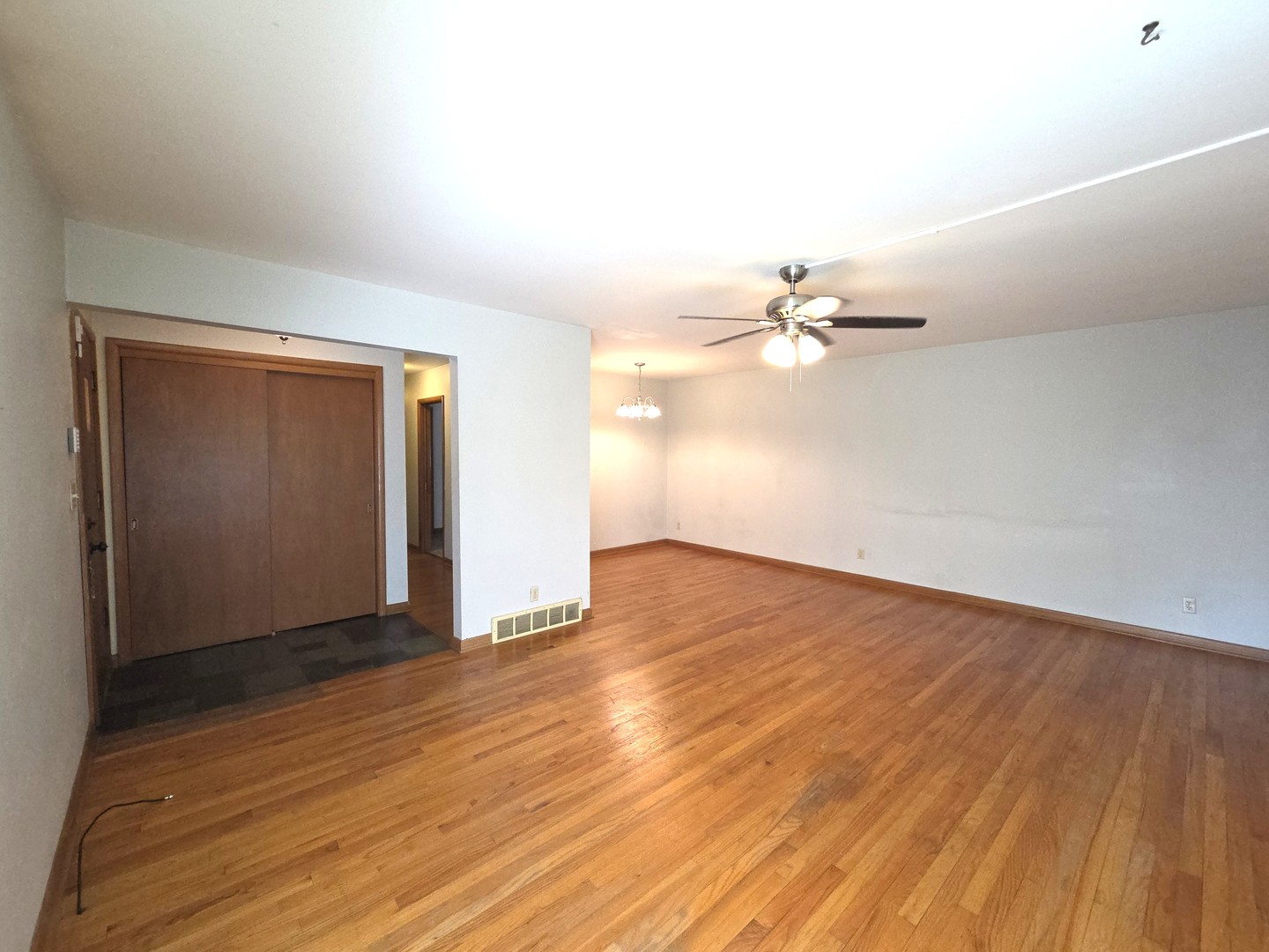 3415 Corbridge Lane Property Photo 4