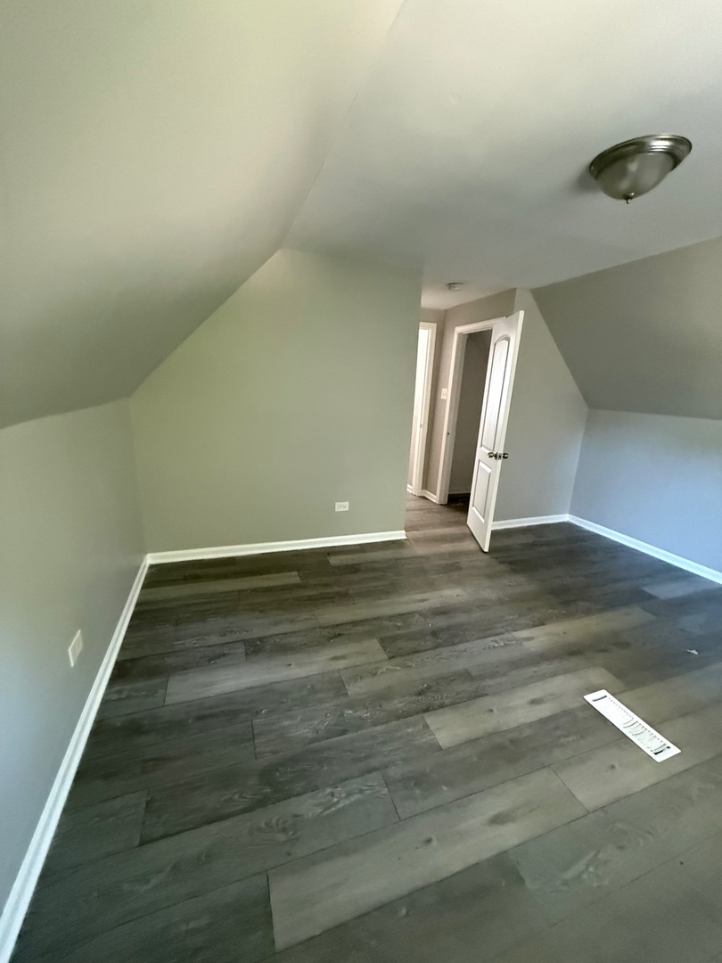 16963 Shea Avenue Property Photo 4