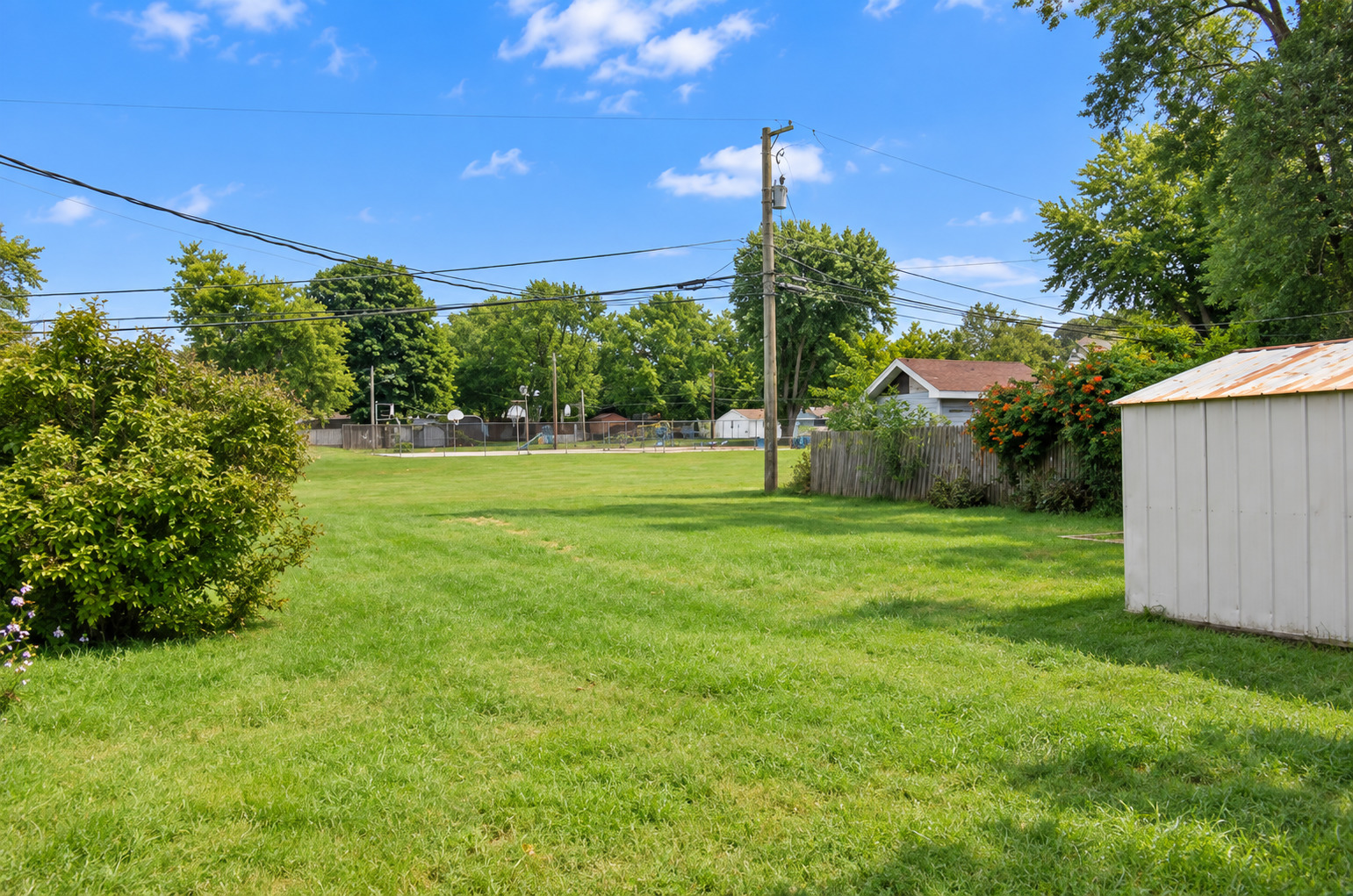 1110 Douglas Drive Property Photo 4
