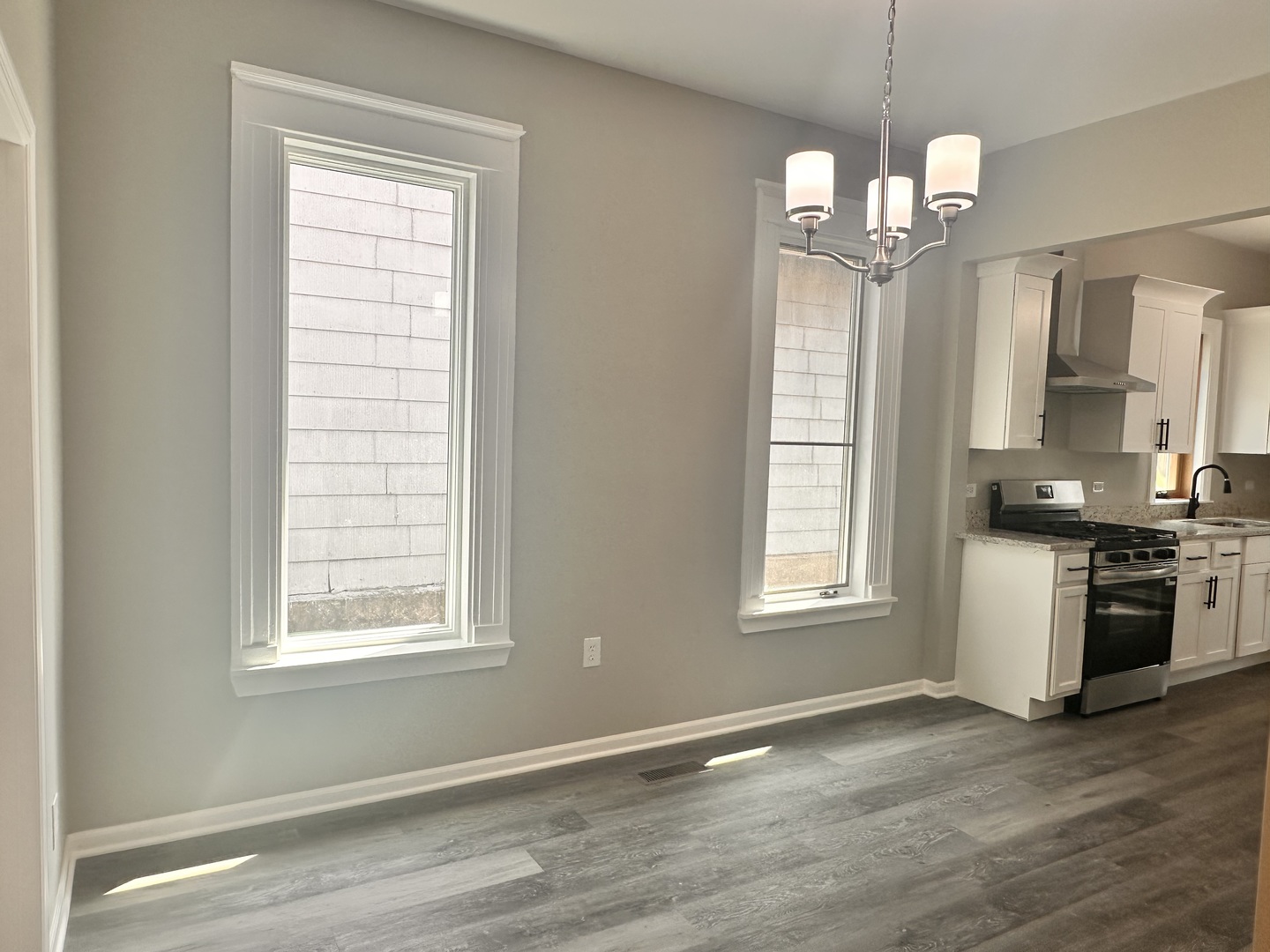 315 Flagg Street Property Photo 4