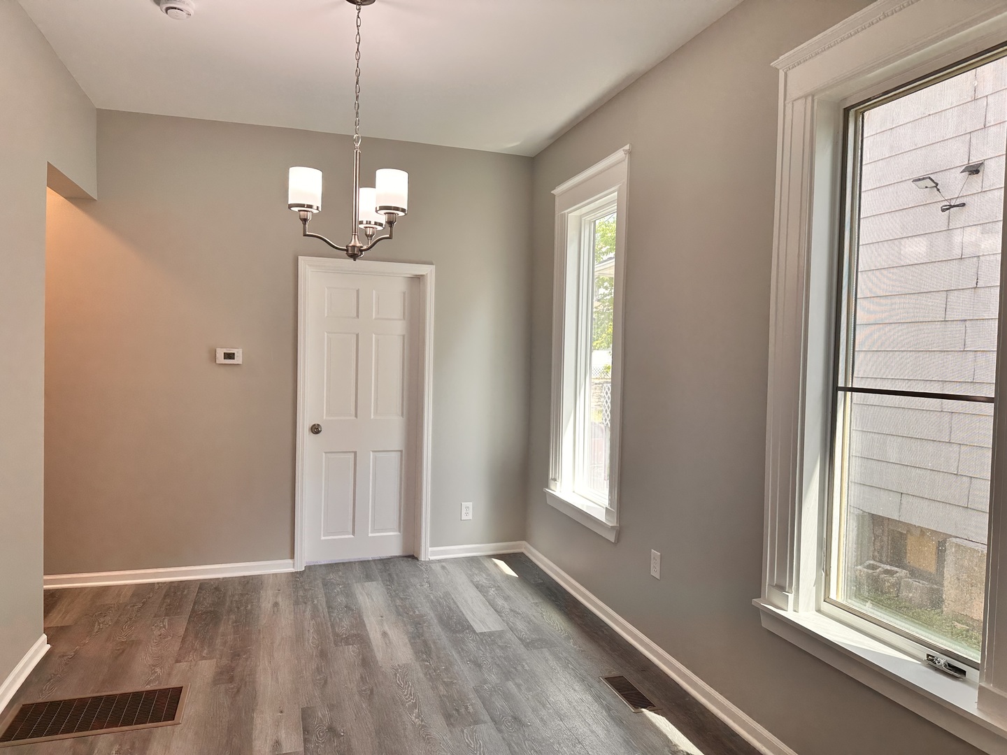 315 Flagg Street Property Photo 5