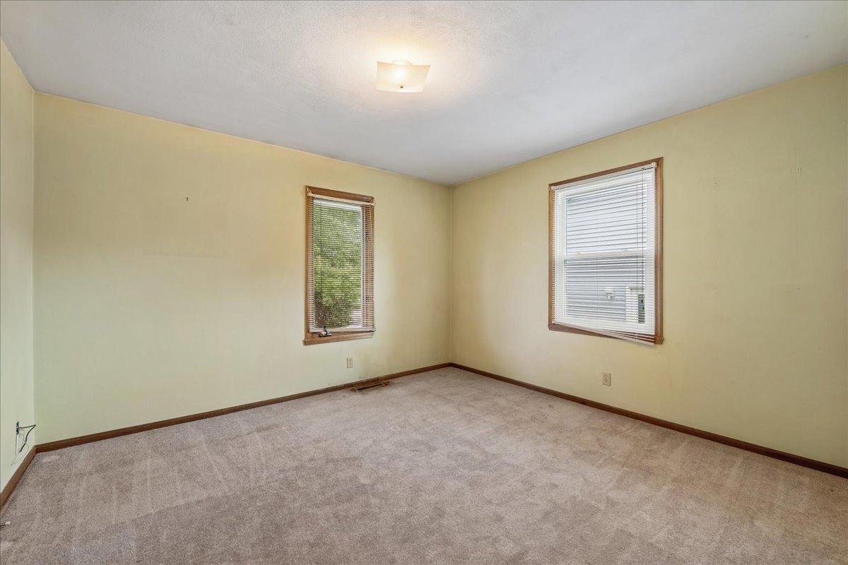 319 1st Light Drive Property Photo 12