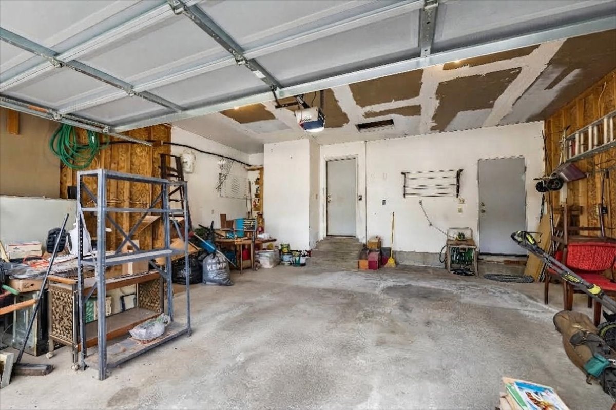 319 1st Light Drive Property Photo 17