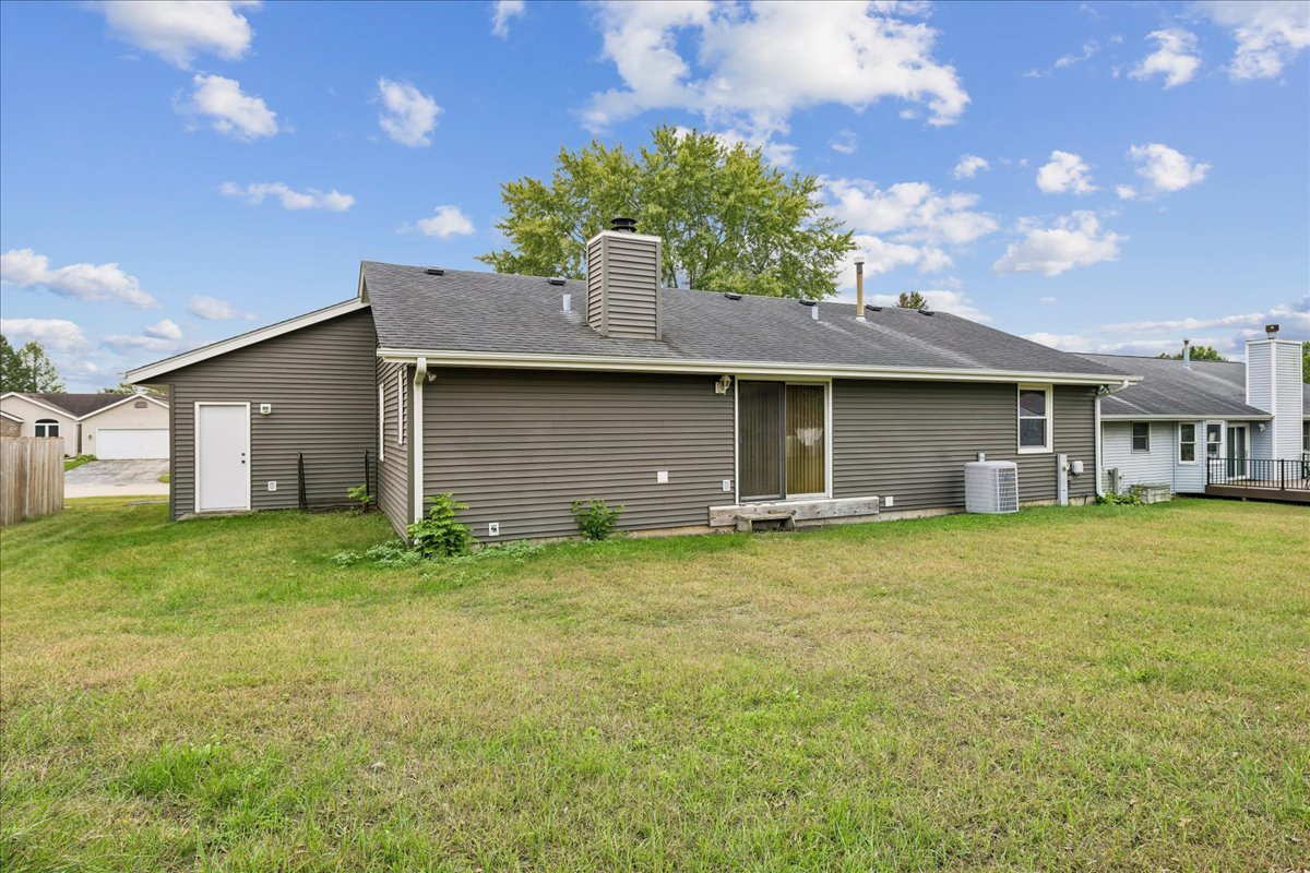 319 1st Light Drive Property Photo 19