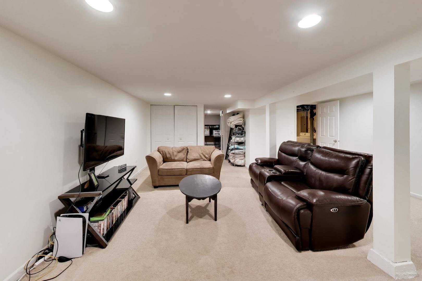 1721 W Illinois Avenue Property Photo 19